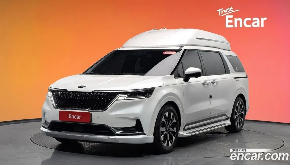 Kia Carnival — фото 1