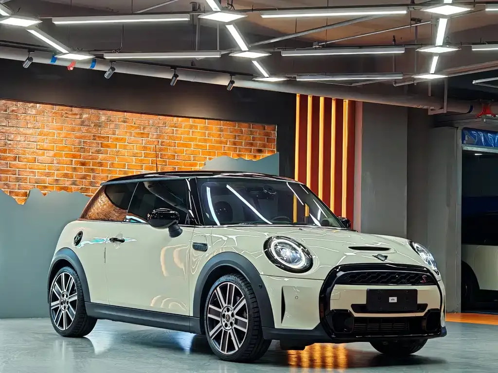 MINI Cooper (3-door) 2022 из CN, фото 8