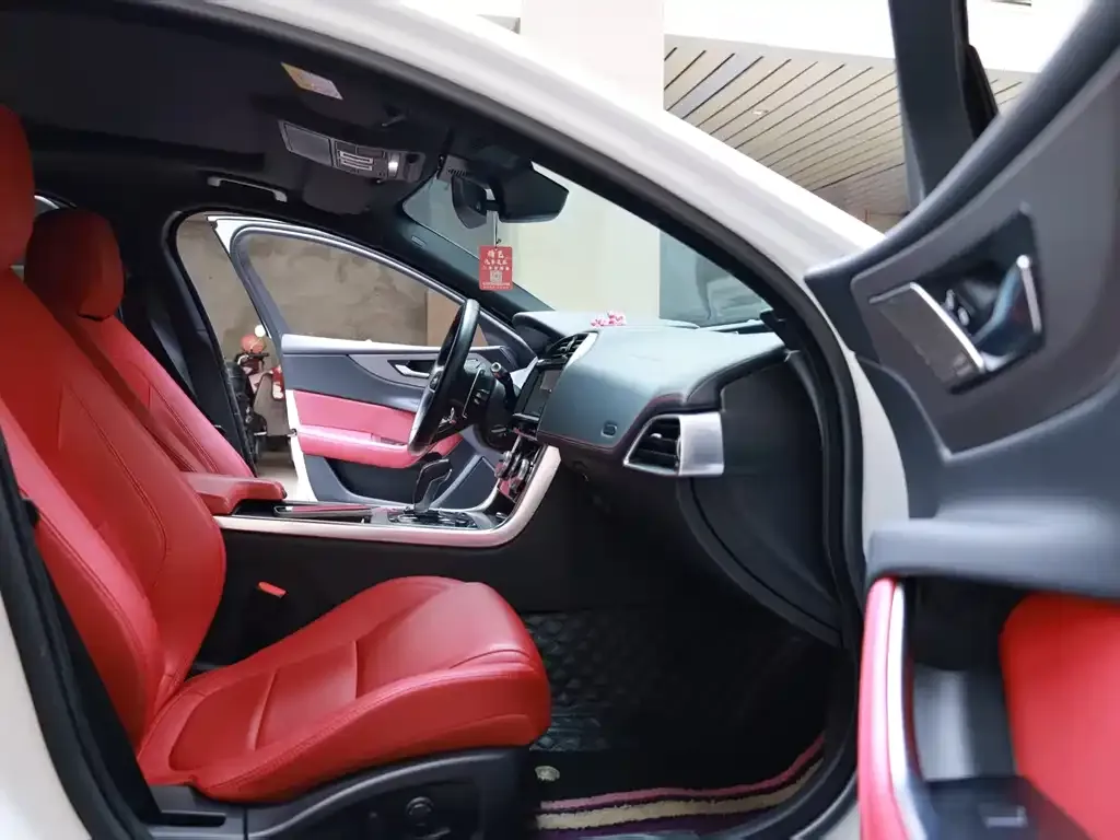 Jaguar XEL 2021 из CN, фото 4