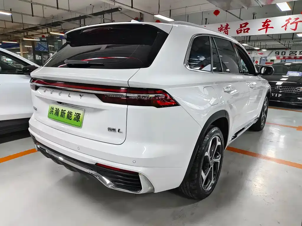Geely Xingyue L — фото 3