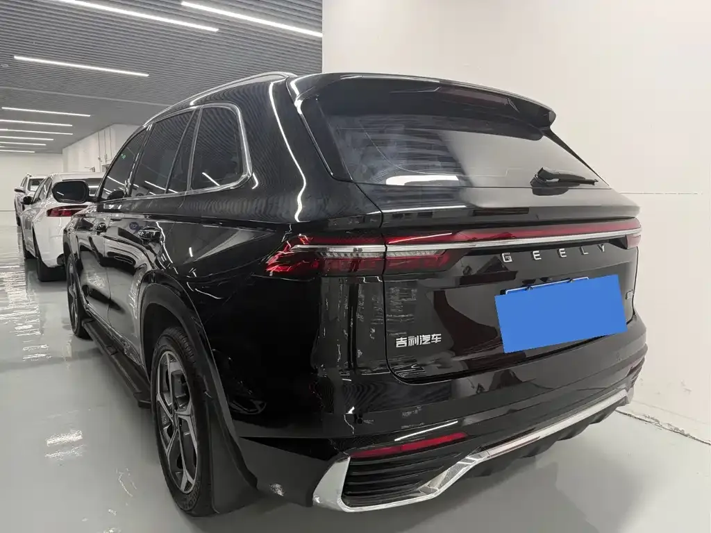 Geely Xingyue L — фото 9
