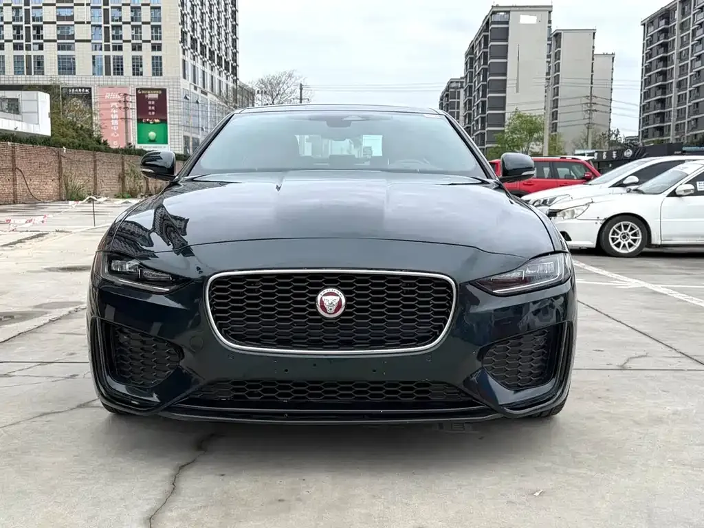 Jaguar XEL — фото 2