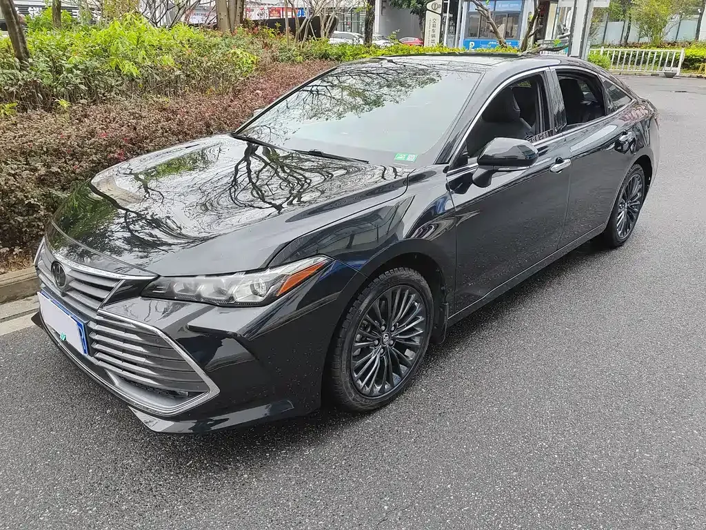 Toyota Avalon 2021 из CN, фото 1