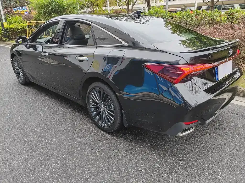 Toyota Avalon 2021 из CN, фото 4