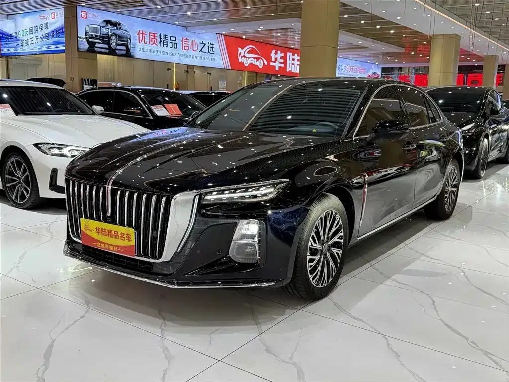 Hongqi H5 — фото 1