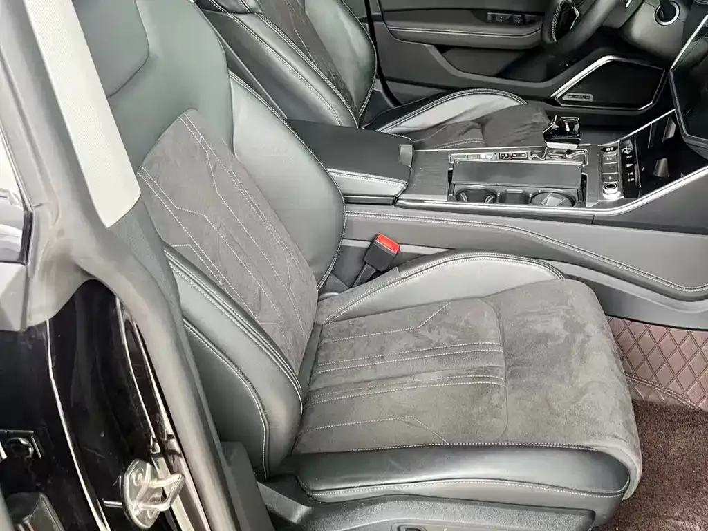 Audi A7L — фото 3
