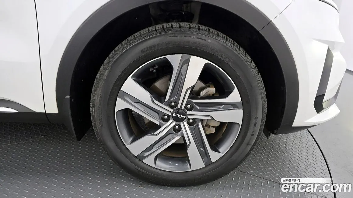 Kia Sorento — фото 4