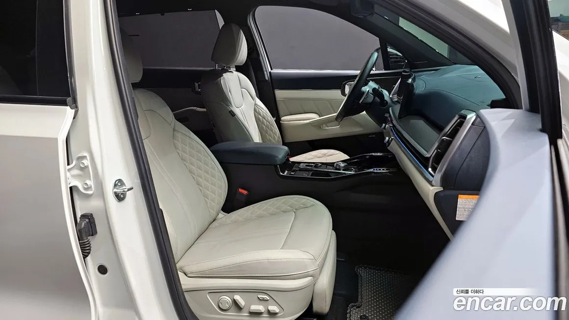 Kia Sorento — фото 9
