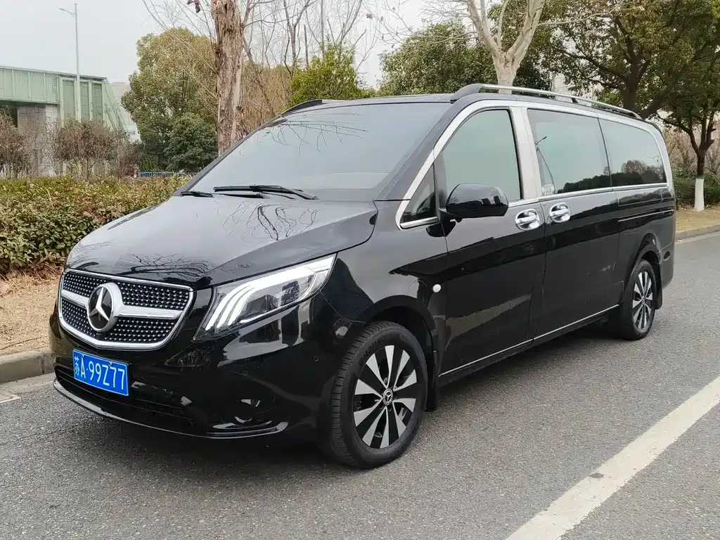 Mercedes-Benz Vito — фото 1
