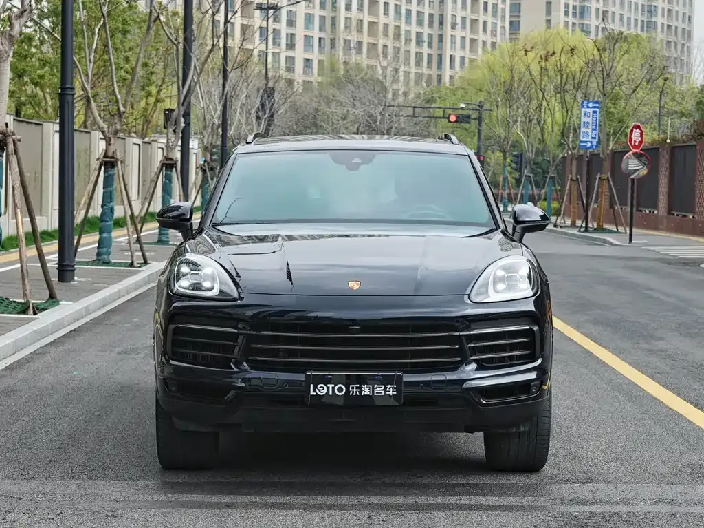 Porsche Cayenne — фото 9