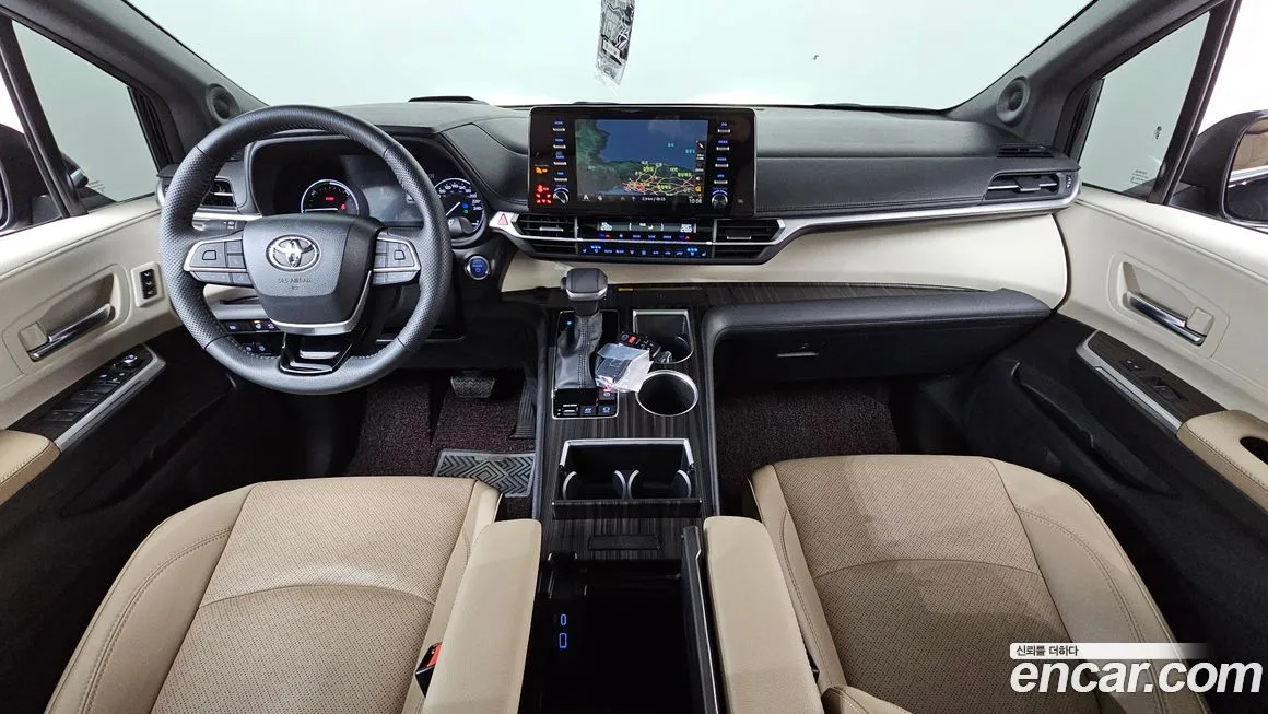 Toyota Sienna 2023 из KR, фото 7