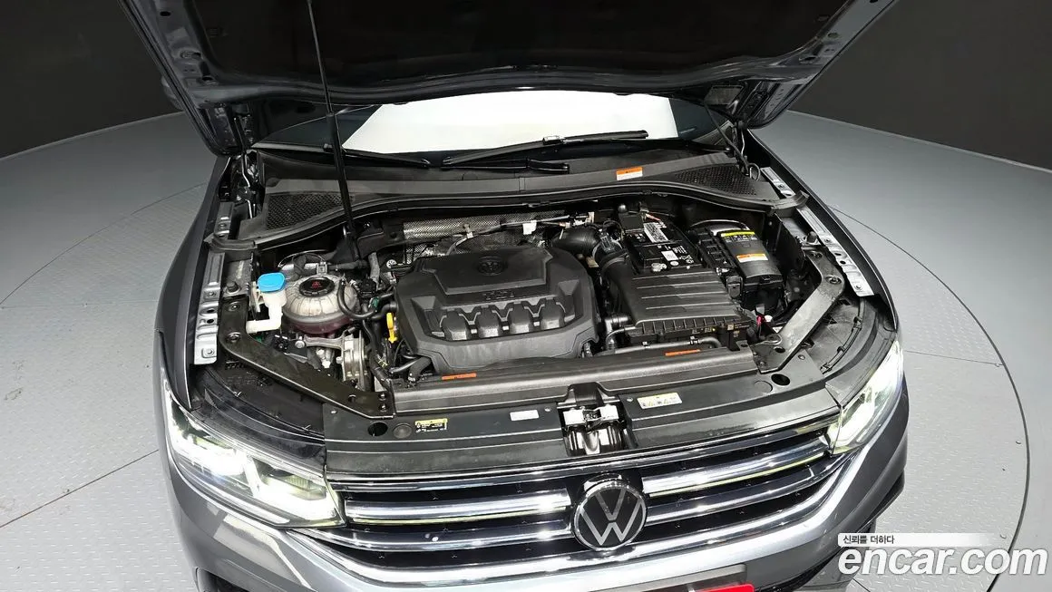 Volkswagen Tiguan 2023 из KR, фото 10