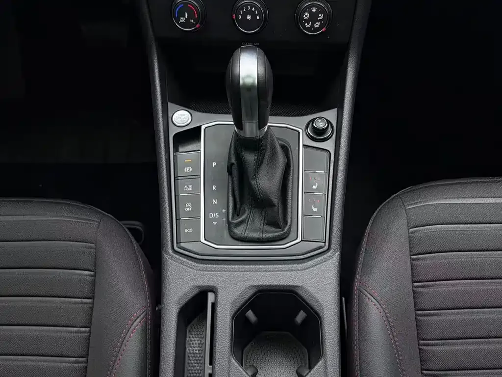 Volkswagen Lavida 2023 из CN, фото 10