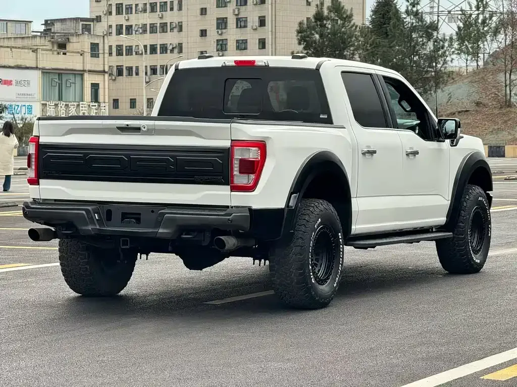 Ford F-150 Raptor — фото 4