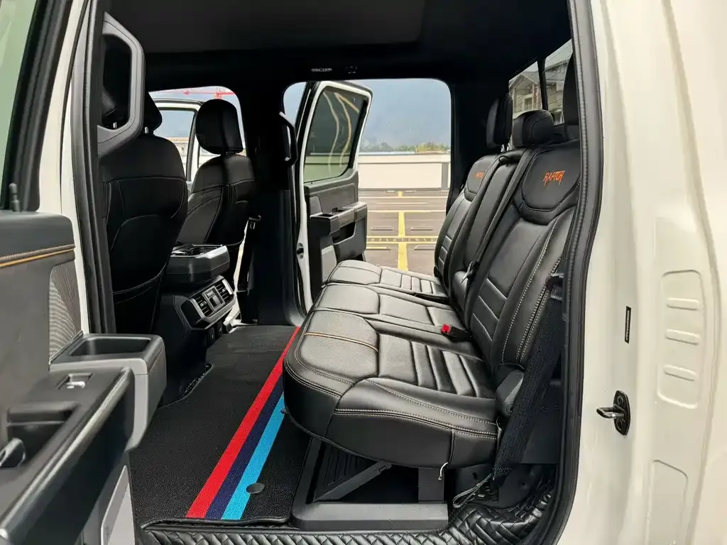 Ford F-150 Raptor — фото 5