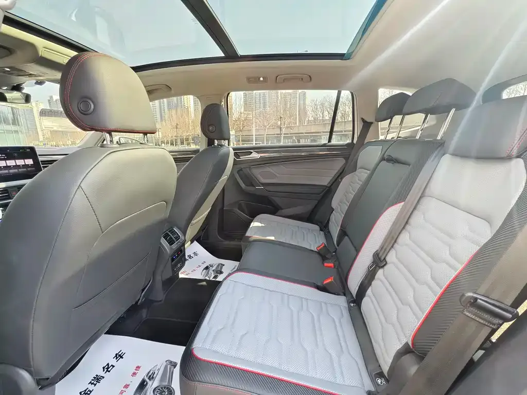 Volkswagen Tiguan L New Energy 2022 из CN, фото 8