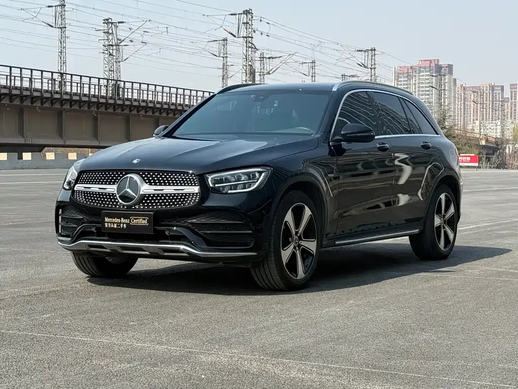 Mercedes-Benz GLC — фото 1
