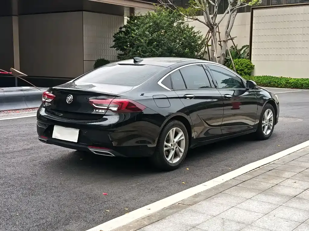 Buick Regal — фото 7