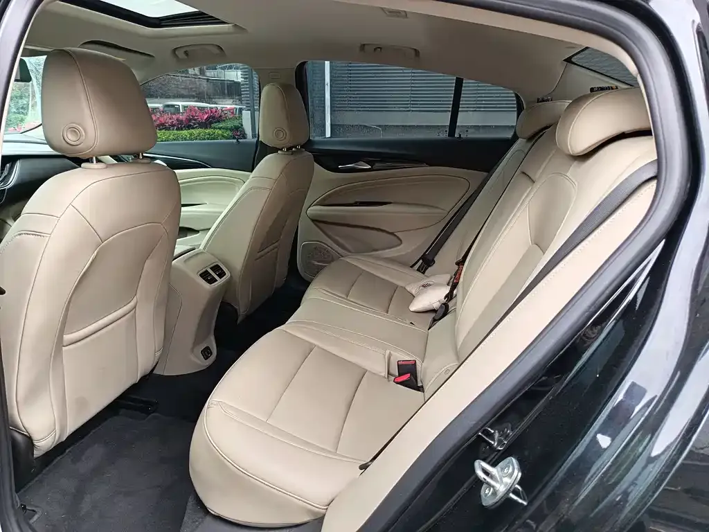 Buick Regal — фото 5