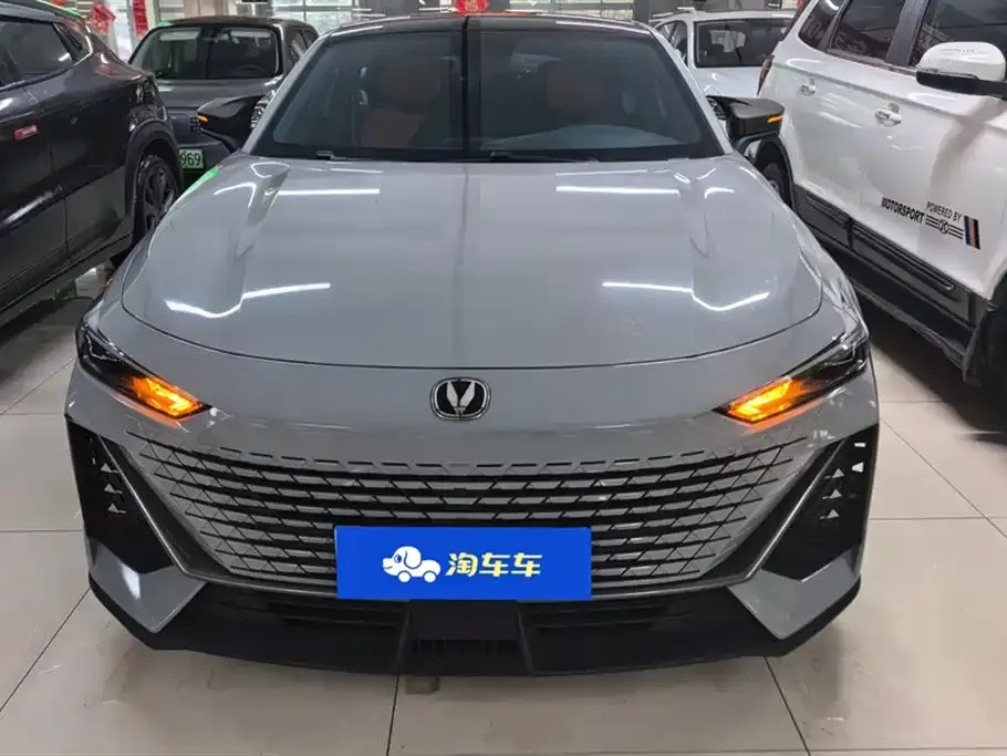 Changan UNI-V 2023 из CN, фото 7