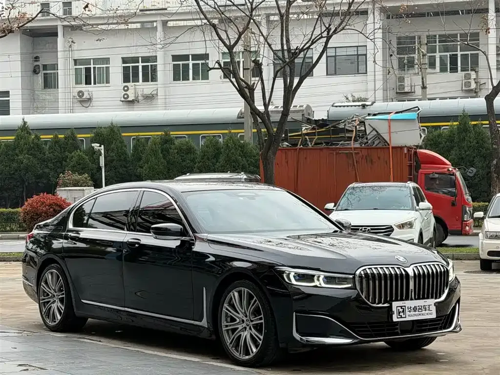 BMW 7 Series 2021 из CN, фото 5