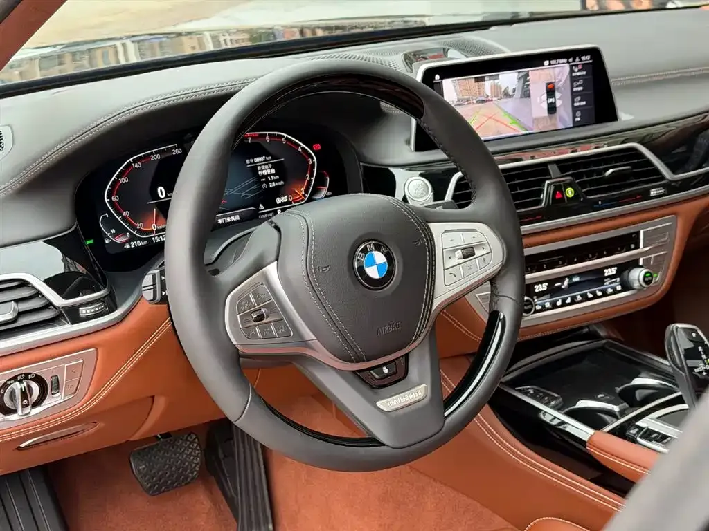 BMW 7 Series 2021 из CN, фото 10