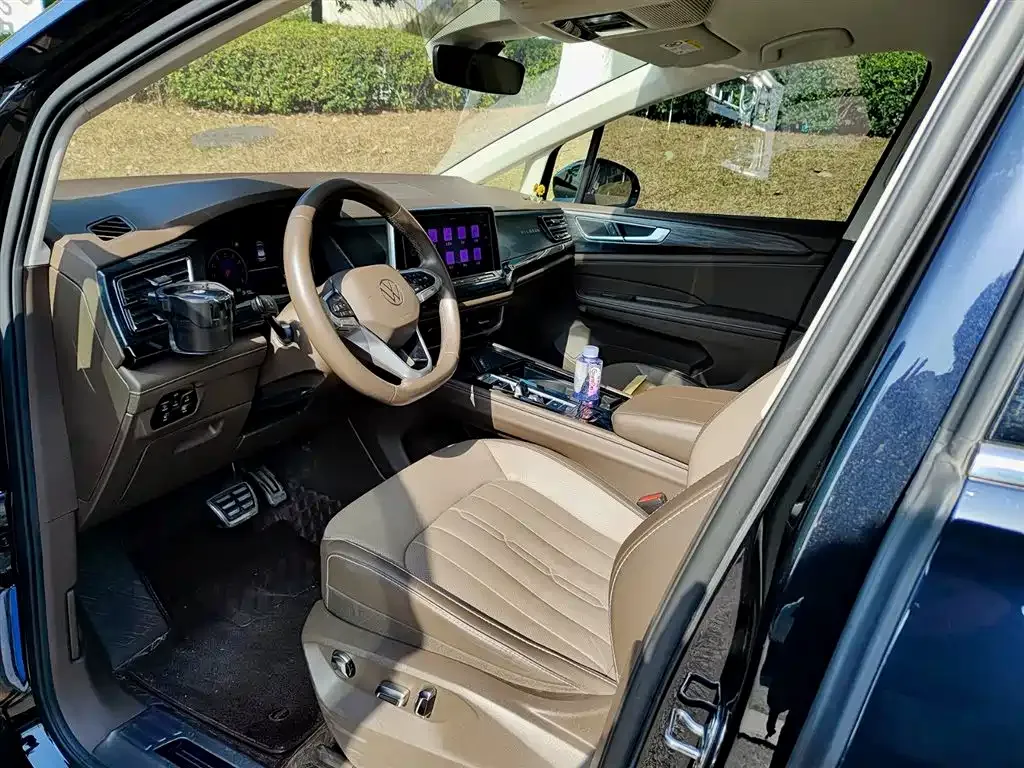 Volkswagen Viloran 2023 из CN, фото 10