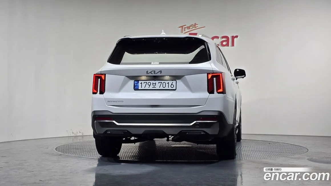 Kia Sorento — фото 3