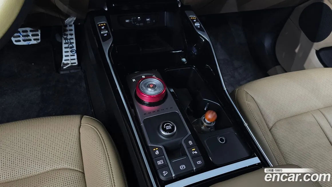Kia Sorento — фото 9