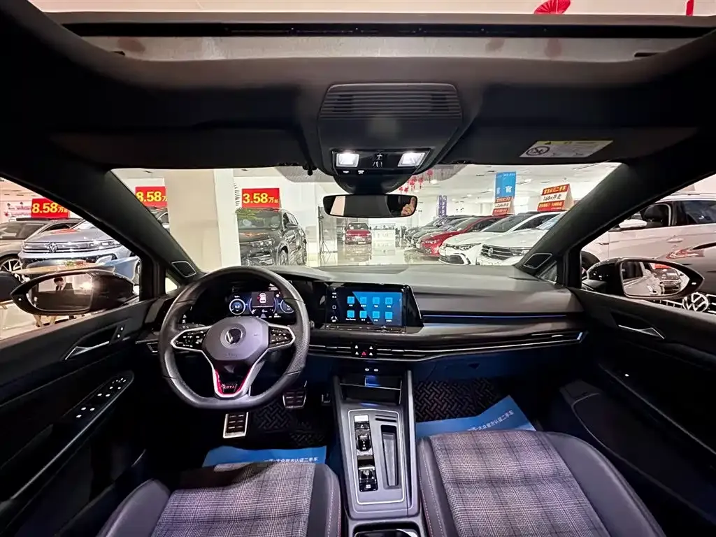 Volkswagen Golf GTI — фото 4