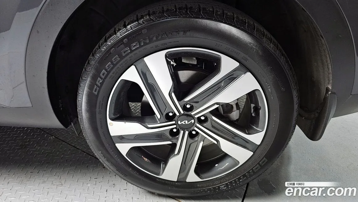 Kia Sorento — фото 5