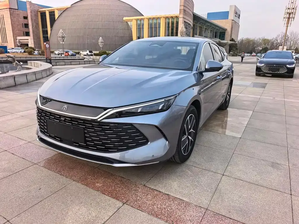 BYD Qin L — фото 10