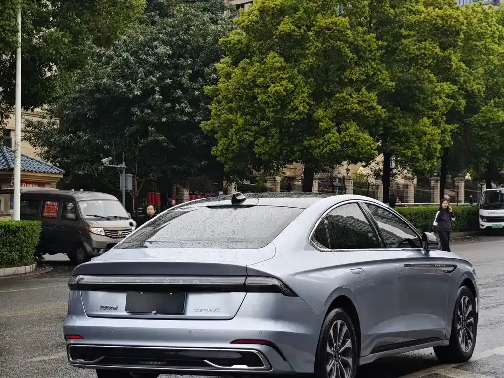 Lincoln Z 2023 из CN, фото 3