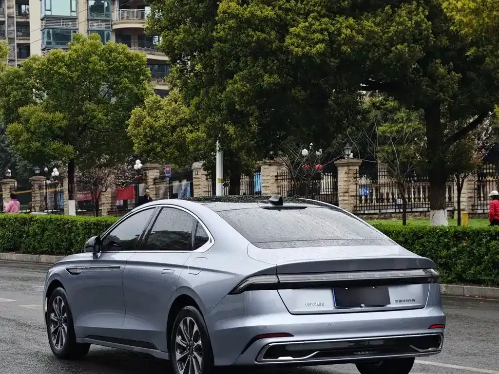 Lincoln Z 2023 из CN, фото 8