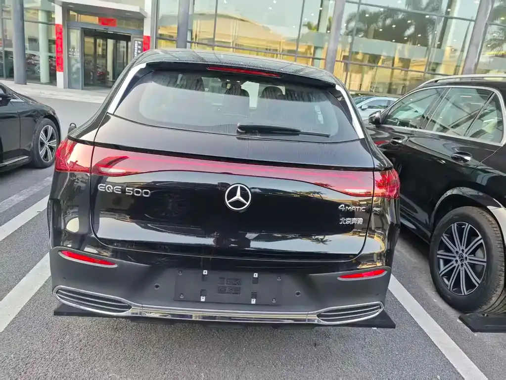 Mercedes-Benz EQE SUV 2025 из CN, фото 5