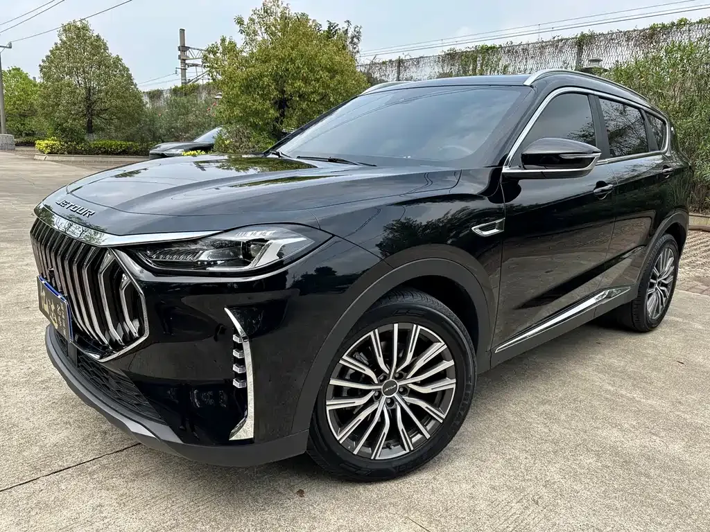 Jetour X70 PLUS — фото 1