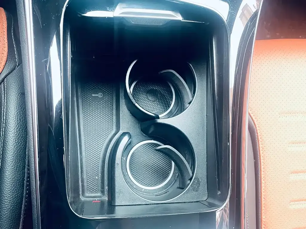 Mercedes-Benz GLC 2023 из CN, фото 5