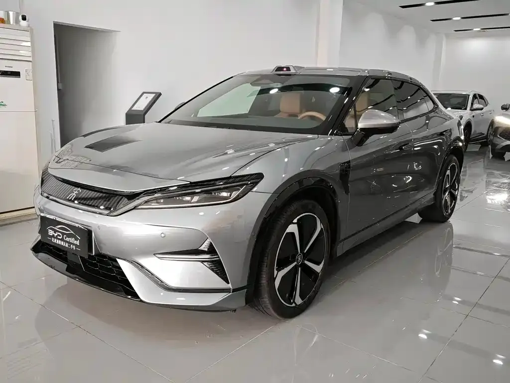 BYD L EV — фото 10