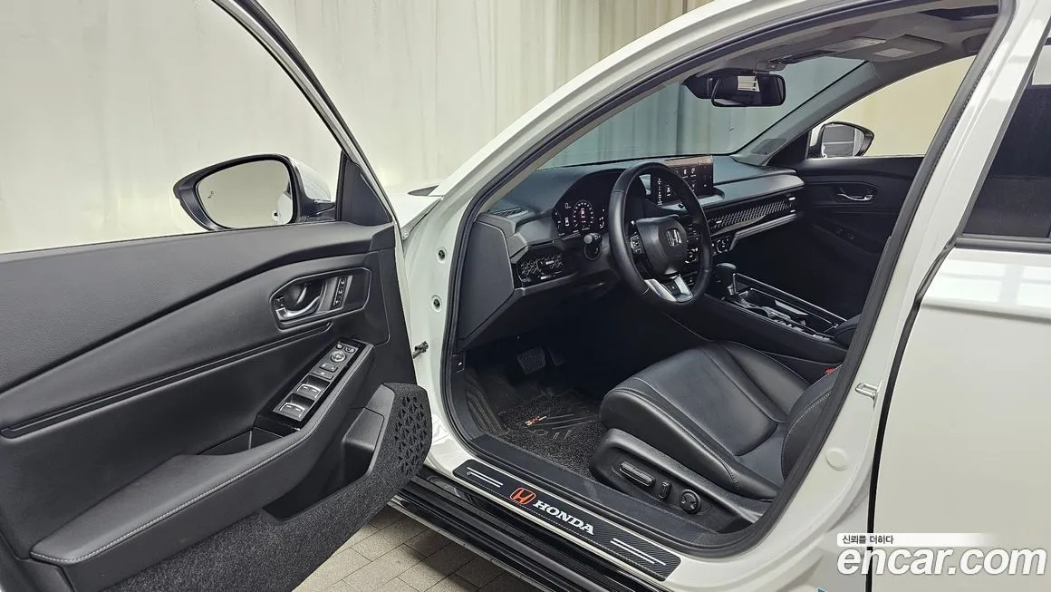 Honda Accord — фото 6