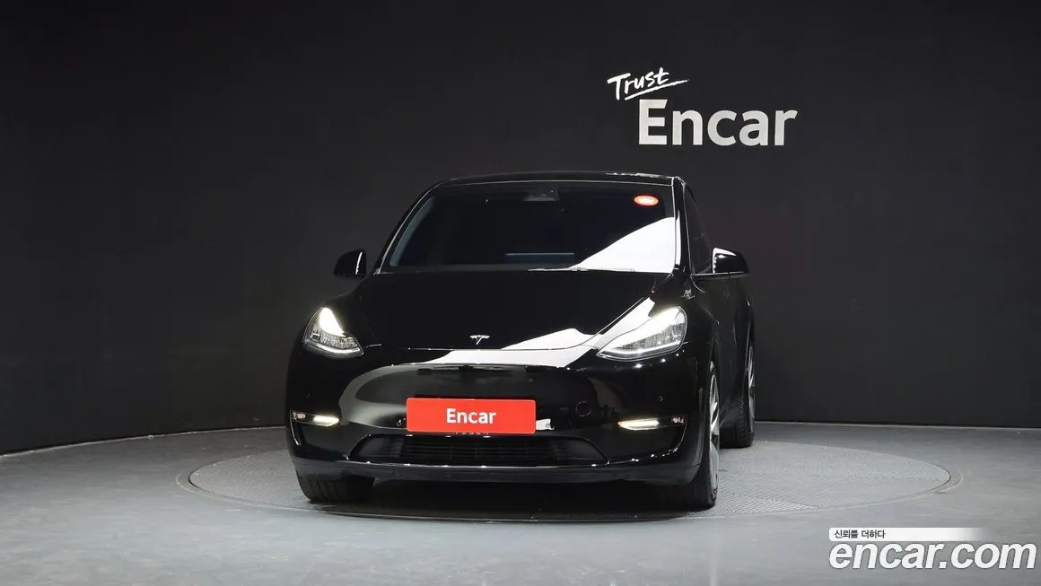 Tesla Model Y — фото 4