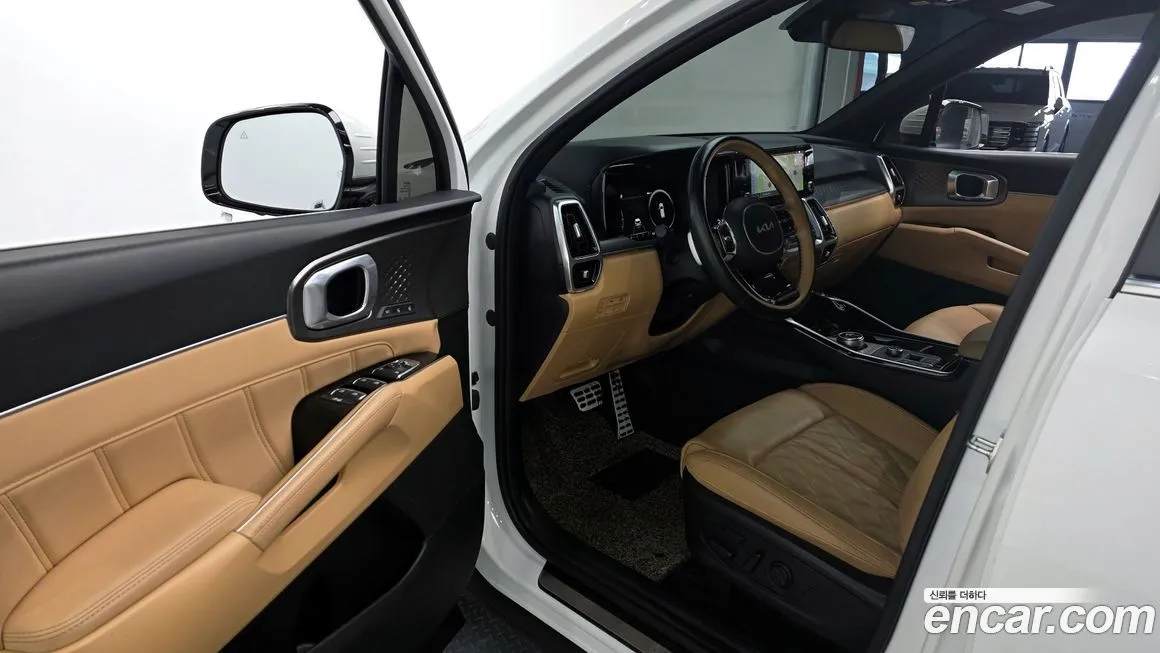 Kia Sorento — фото 8