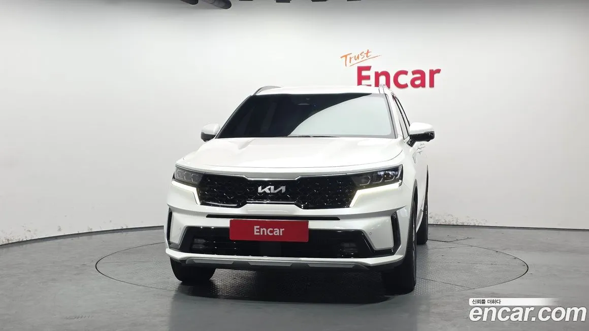 Kia Sorento — фото 9