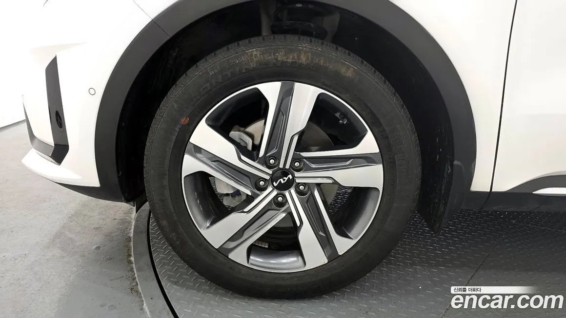 Kia Sorento — фото 6
