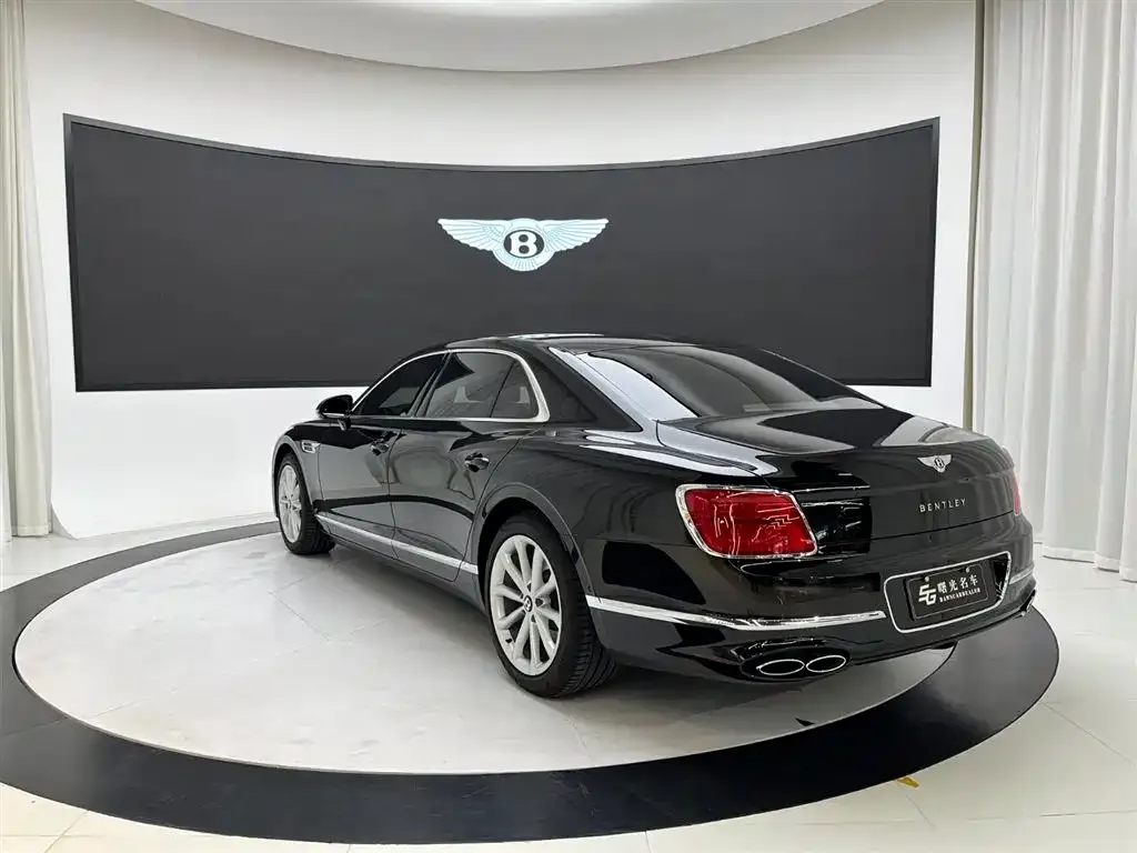Bentley Flying Spur 2025 из CN, фото 7