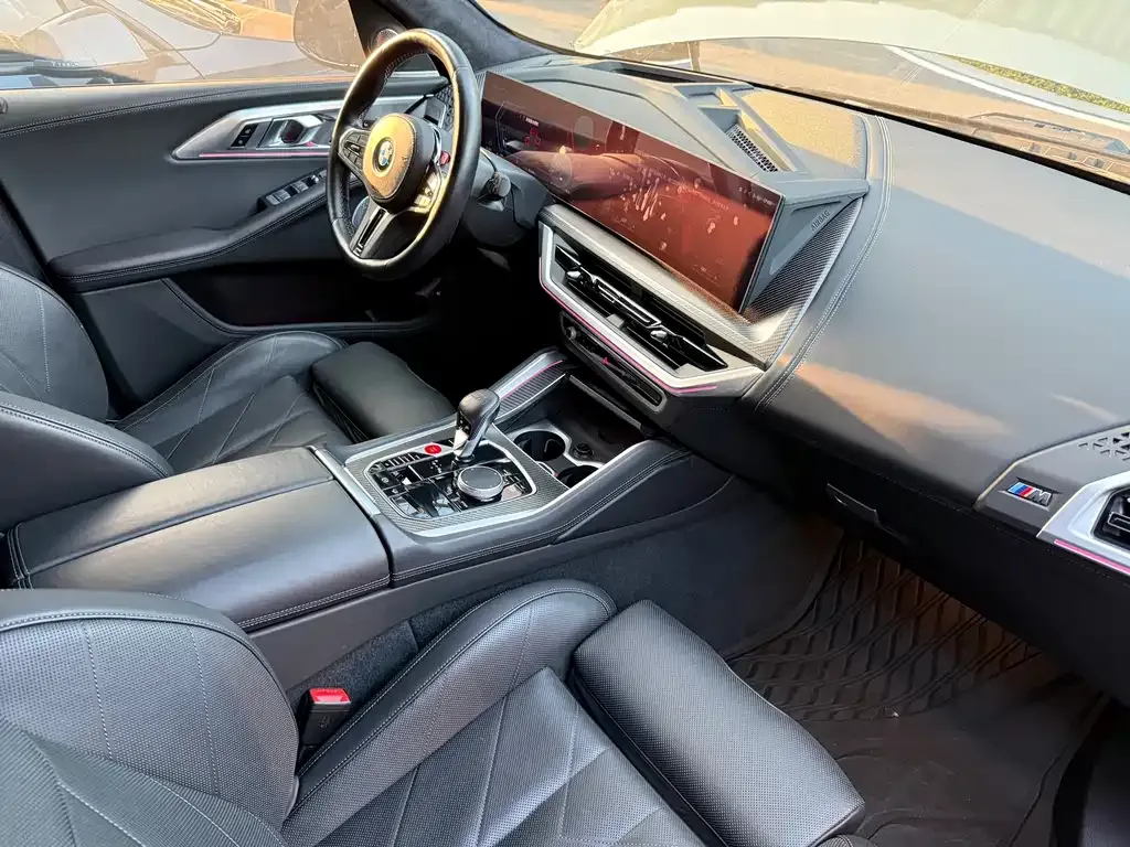 BMW XM 2024 из CN, фото 6