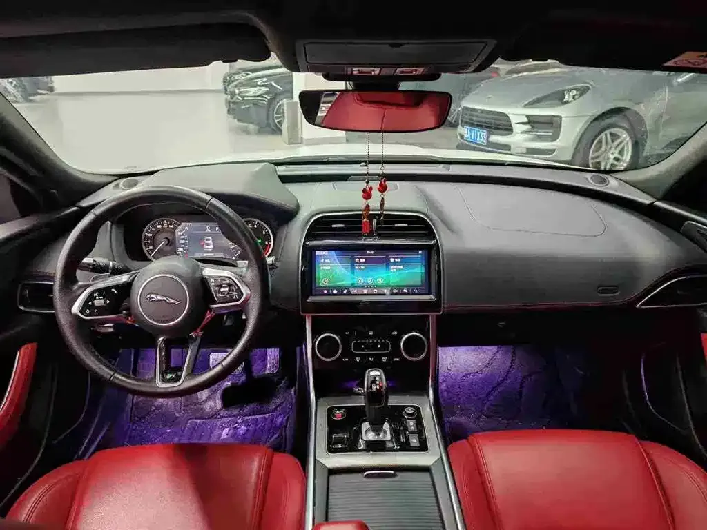 Jaguar XEL 2021 из CN, фото 7