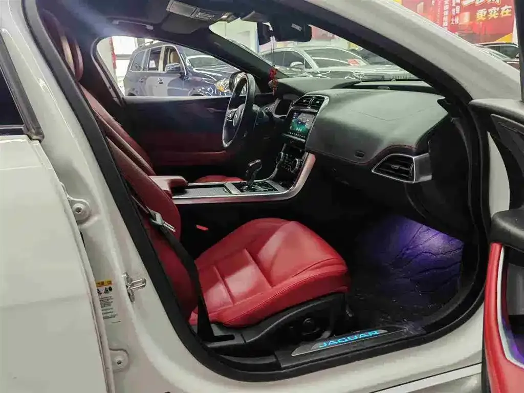 Jaguar XEL 2021 из CN, фото 8