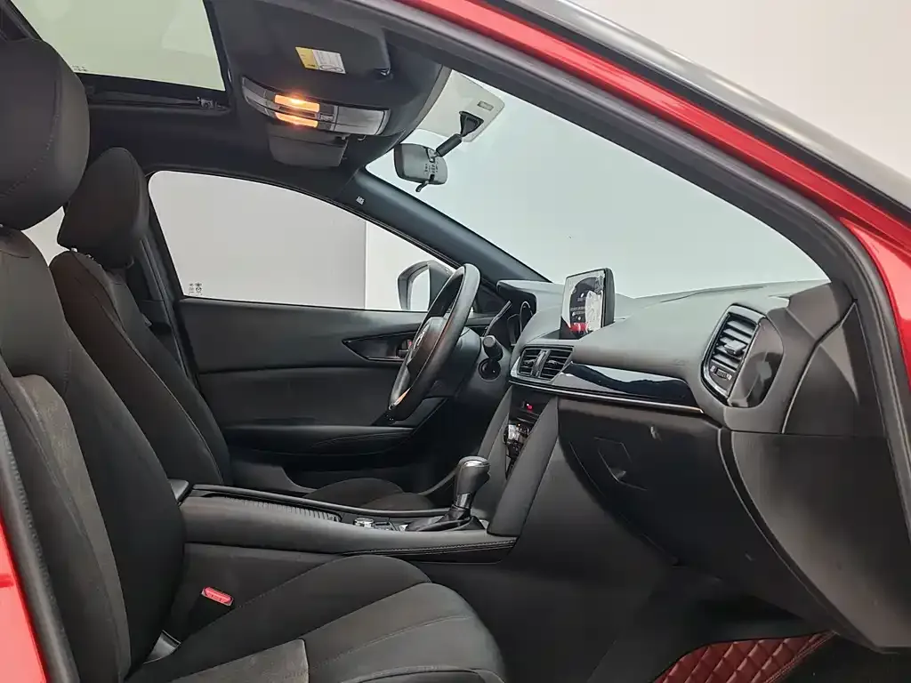 Mazda CX-4 — фото 6
