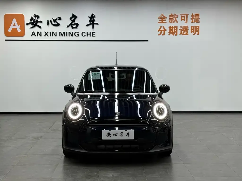 MINI Cooper (3-door) 2024 из CN, фото 3