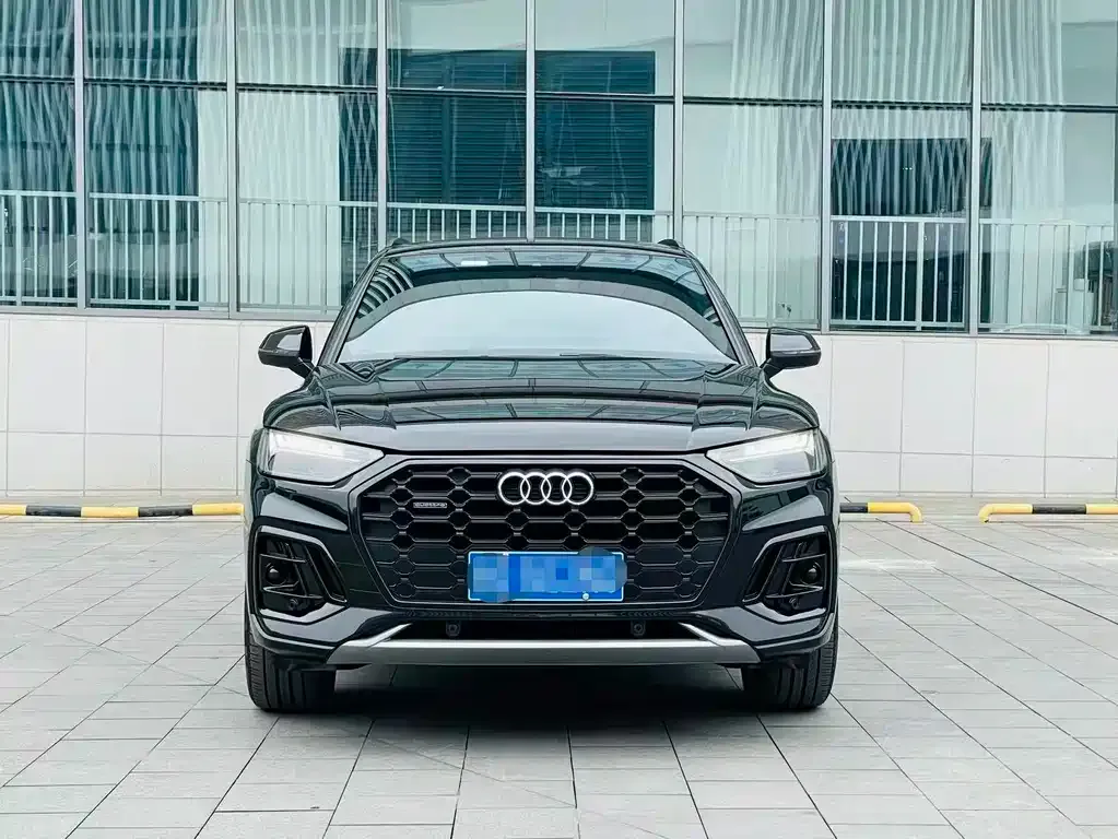 Audi Q5L — фото 4